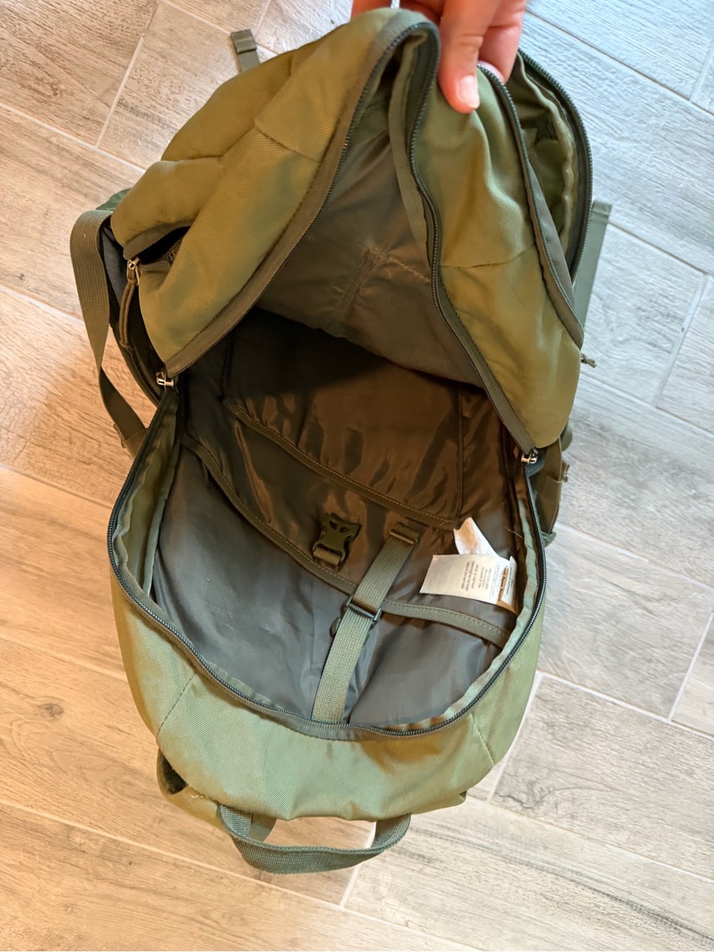 Patagonia Olive Green Backpack - Picture 3 of 5